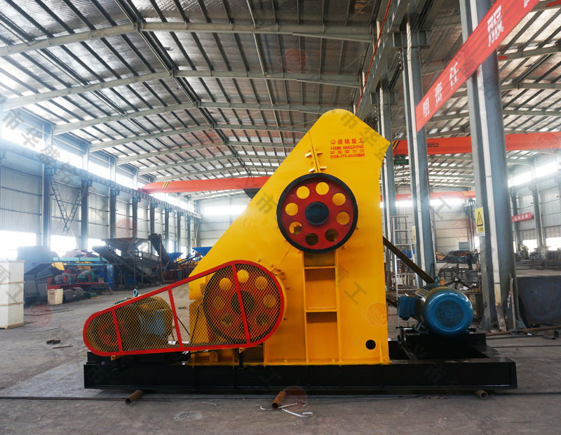 黏土污泥濕料粉碎也能出細料？答案就在這臺雙級無篩底粉碎機